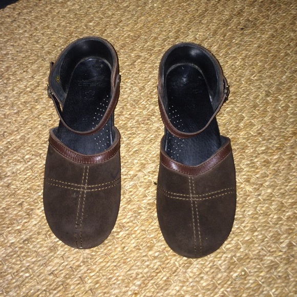 Women's brown Suede Mary Janes 39 Great Condition