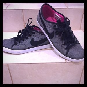 Nike Court Royale sneakers, size 7.5