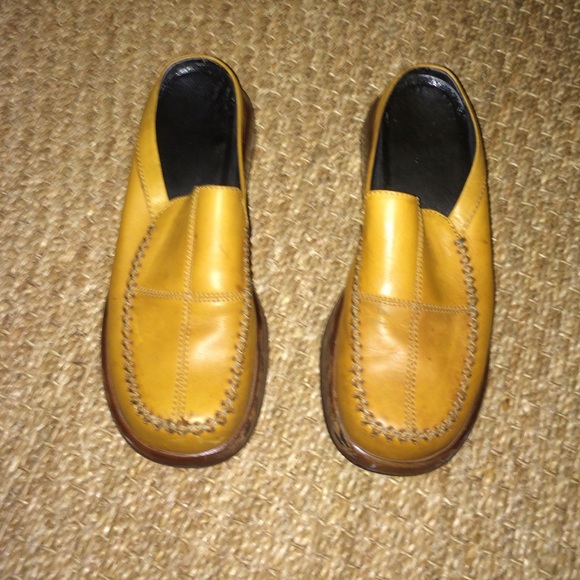Women's Dankso Mule Camel size 38 good condition