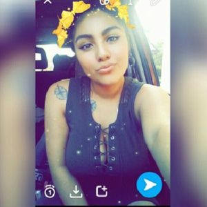 Meet your Posher, Tania