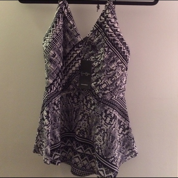 Jessica Simpson black/ white cami/ halter