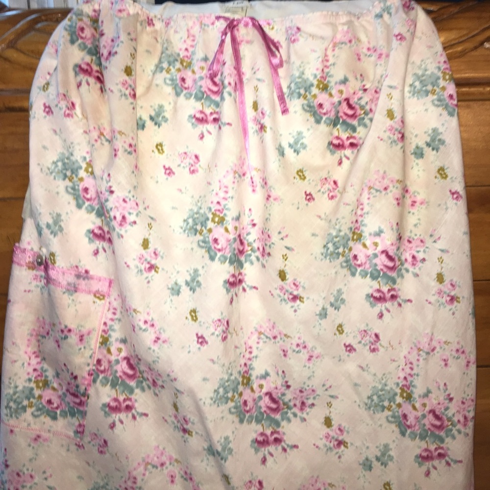 NWOT Jill floral skirt