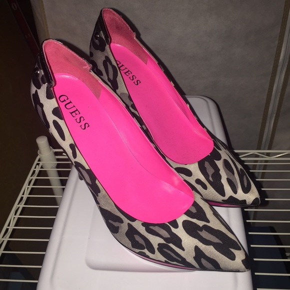 Cheetah print pumps