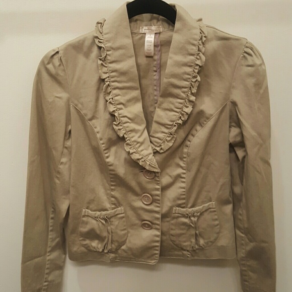Light Button Up Jacket - Picture 1 of 2