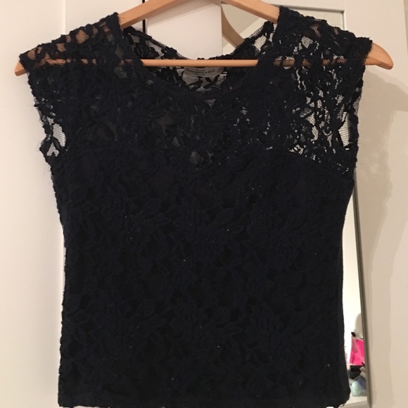 lace crop top-navy blue