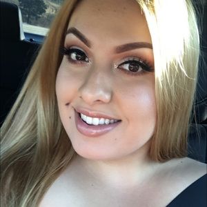 Meet your Posher, Fabiola