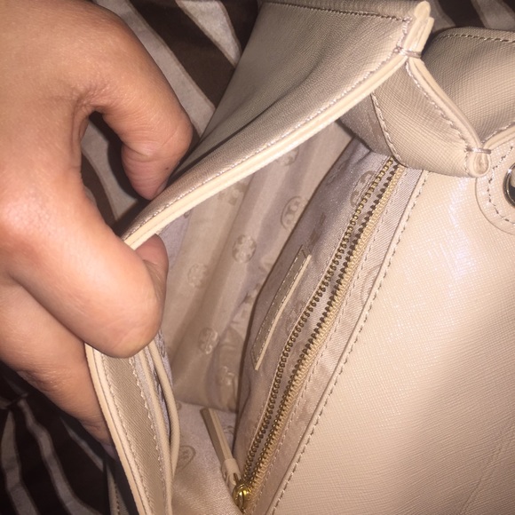 Tory Burch Fleming - Picture 3 of 4