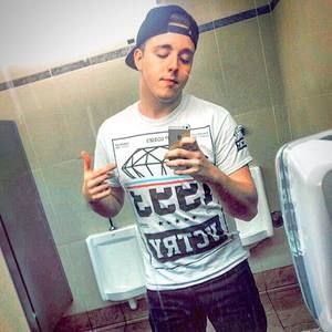 Meet your Posher, Kameron