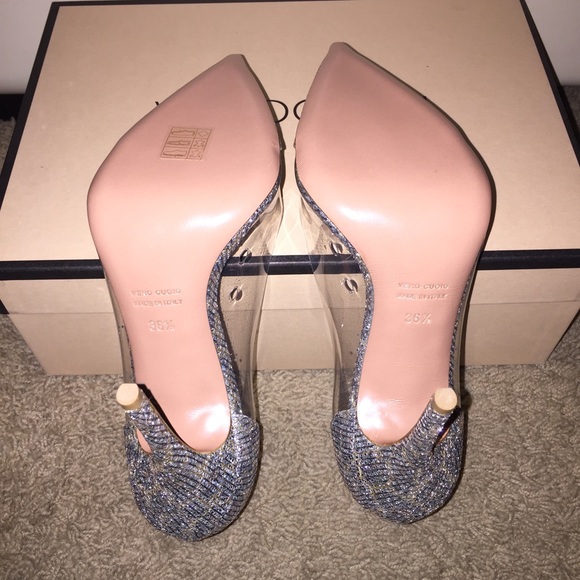 đź’‹SOLDđź’‹ - Picture 3 of 4