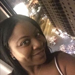 Meet your Posher, Tamara