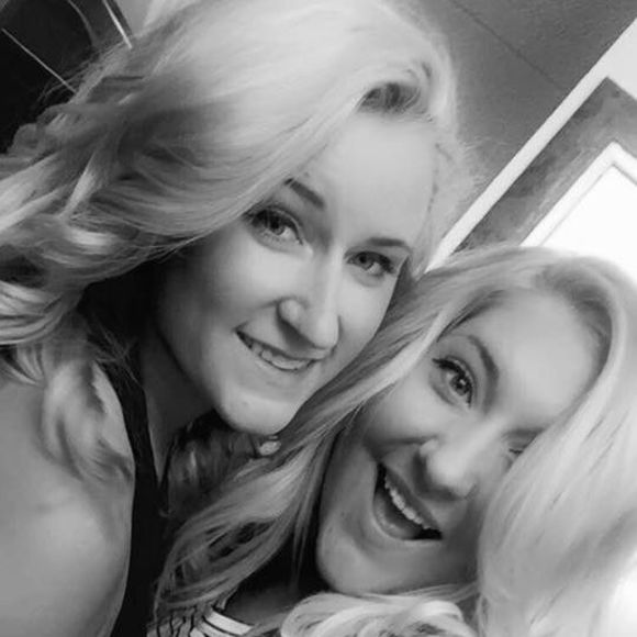 Meet your Posher, Kari