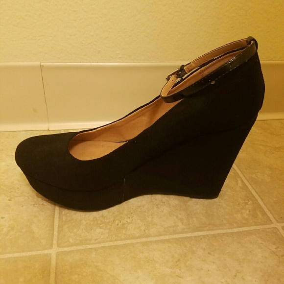Black Wedge Pump with Strap