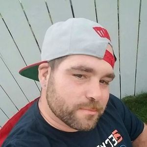 Meet your Posher, Larry