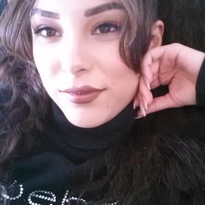 Meet your Posher, Angelica