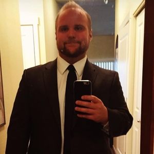 Meet your Posher, Casey