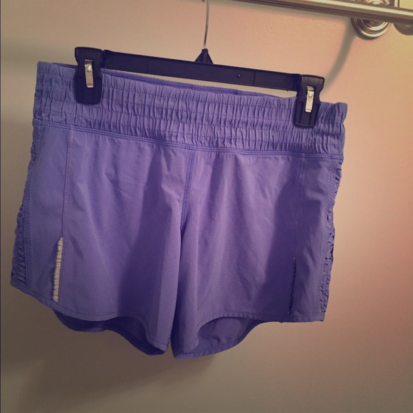 Lululemon size 6 shorts