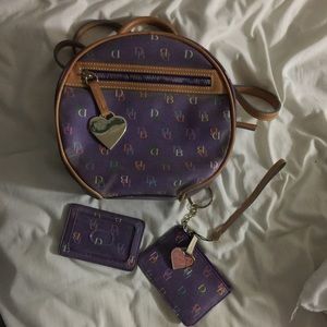 Trade for a make up bundle! Troyjagundez