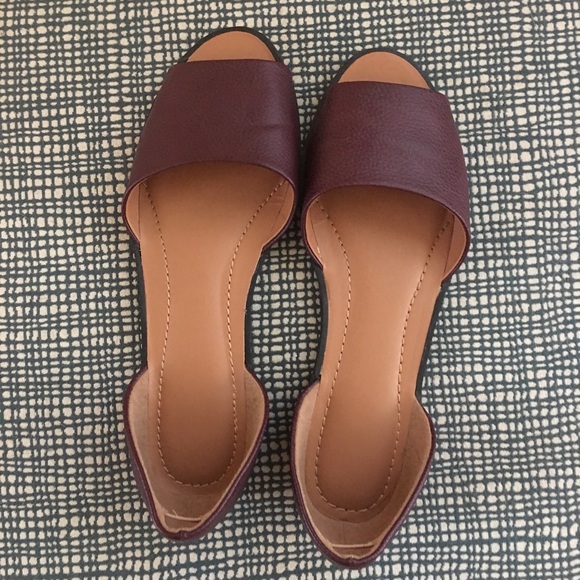 Urban Outfitters Shoes - Urban Outfitters wine-colored flats. 🍷