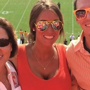 Meet your Posher, Alexandra