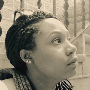 Meet your Posher, Desiree'