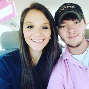 Meet your Posher, Hillary