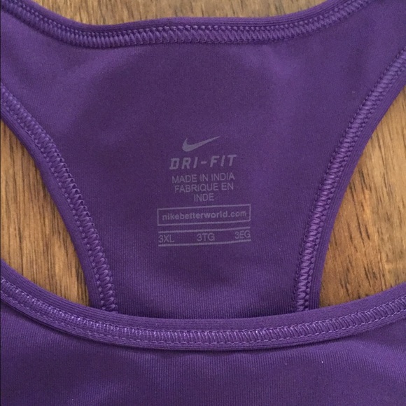 Nike Dri-Fit sports bra. NWT fits A B & C cups - Picture 2 of 4