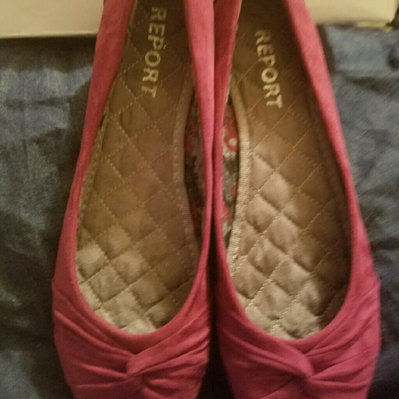 Flats - Picture 2 of 4