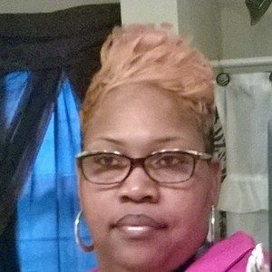 Meet your Posher, Stacy