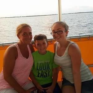 Meet your Posher, Melissa