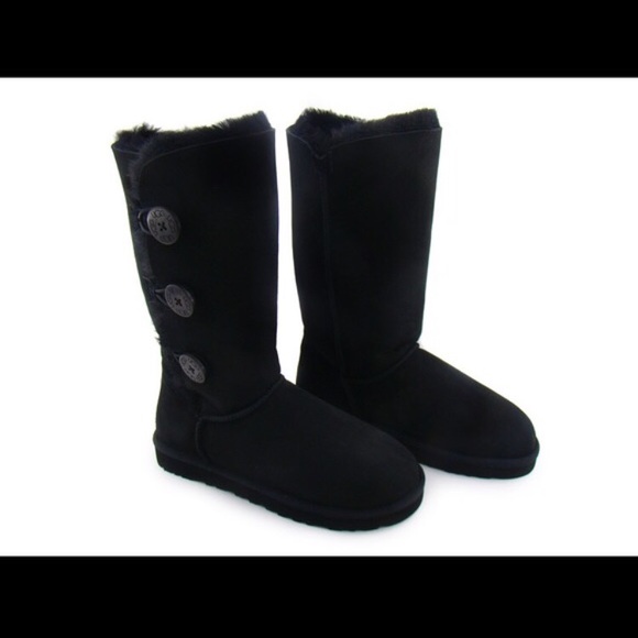 Tall black UGG boots. Size 9, excellent shape!