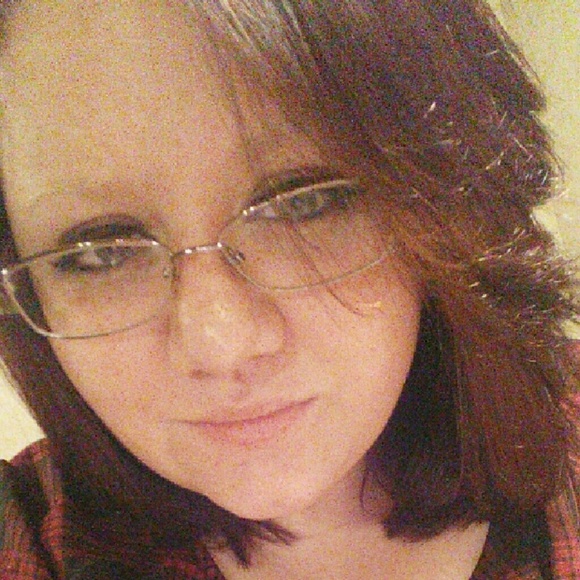 Meet your Posher, Ashley - Picture 3 of 4