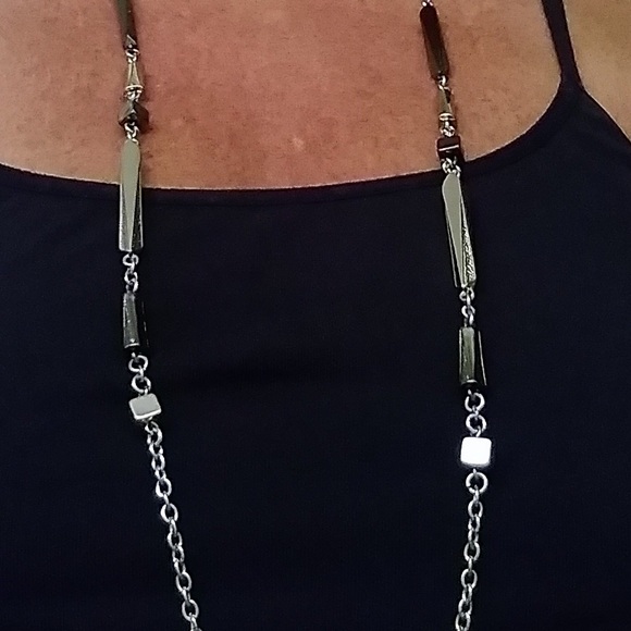 Liz Claiborne 20" necklace