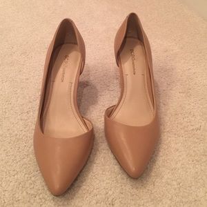 BCBG Generation nude pumps