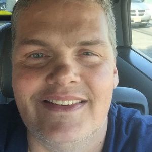 Meet your Posher, Troy