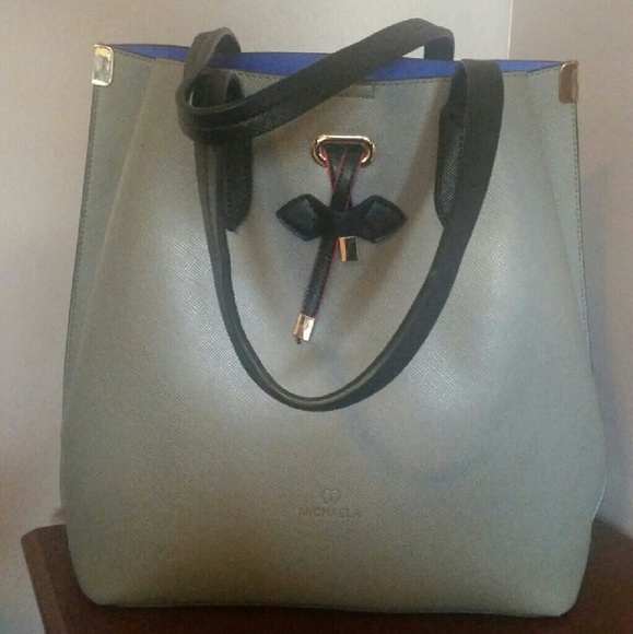 Cute gray tote