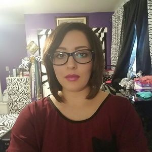 Meet your Posher, Gladys