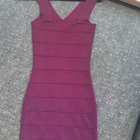 *SOLD* Guess by Marciano V-Neck Bandage - Picture 3 of 3