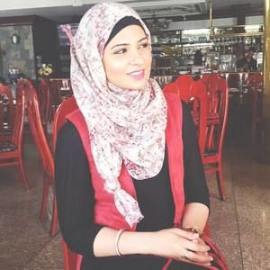 Meet your Posher, Esha