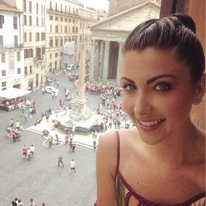 Meet your Posher, Alyssa