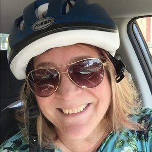 Meet your Posher, Tori