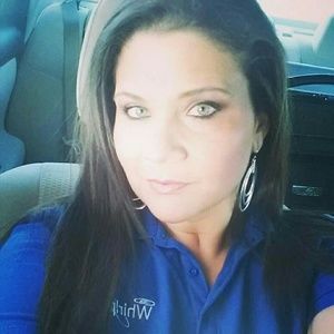 Meet your Posher, Crystal