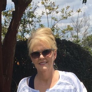 Meet your Posher, Beverly