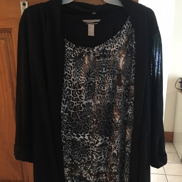 Night wear, tops , tees, blouses - Picture 2 of 4
