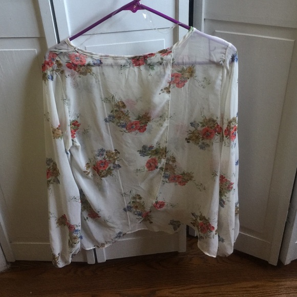 Blouse - Picture 2 of 2