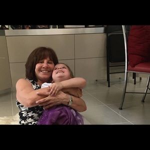 Meet your Posher, Marcia