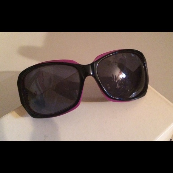 Women's Oakley "Script" sunglasses