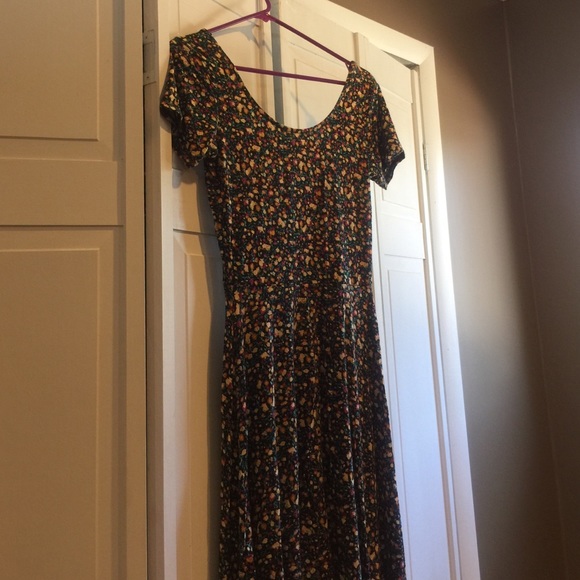 Dress - Picture 2 of 2