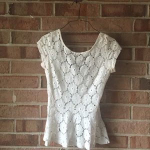 Vintage lace white