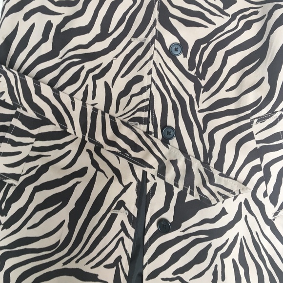 Coat - Picture 2 of 3