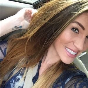 Meet your Posher, Dannielle